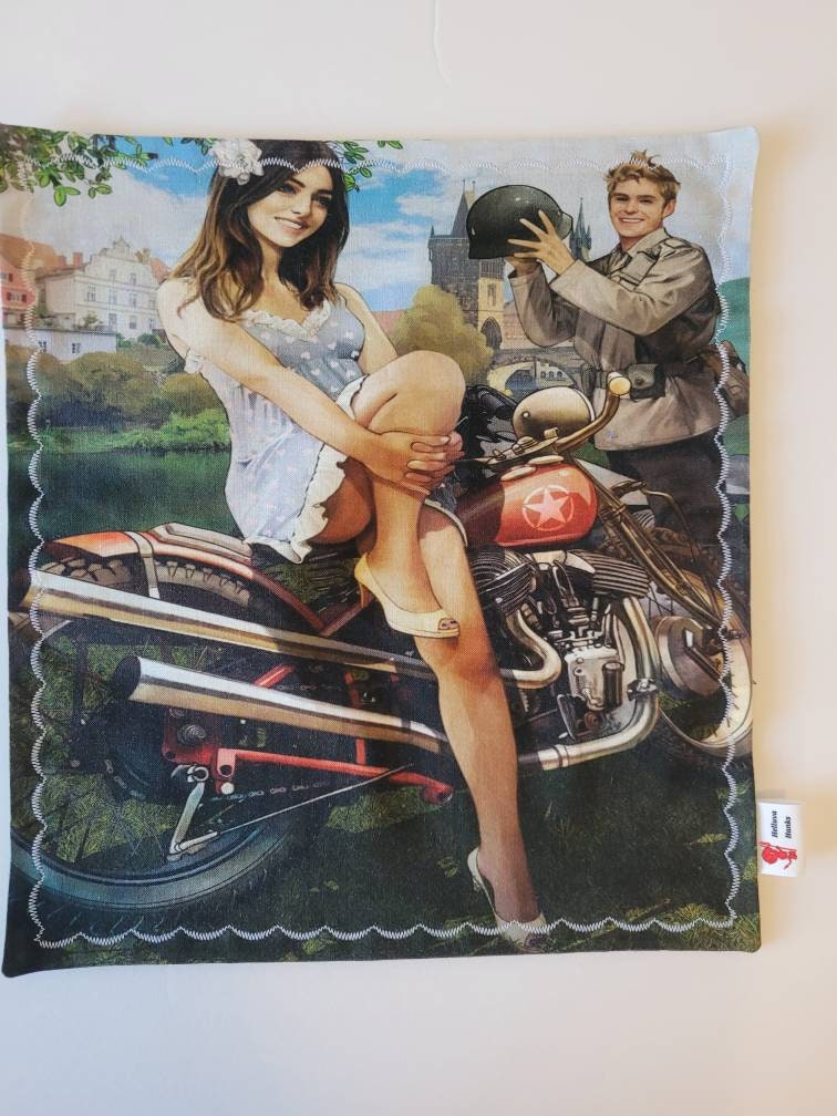 Motorcycle pinup hank