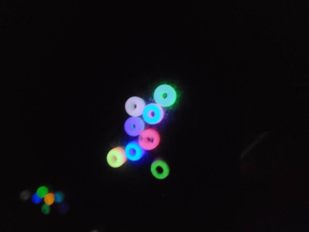 Donut glow beads