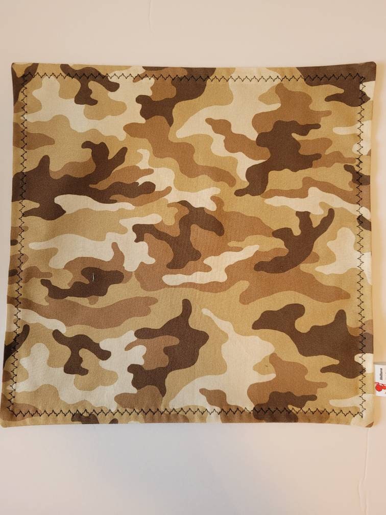 Desert camo hank
