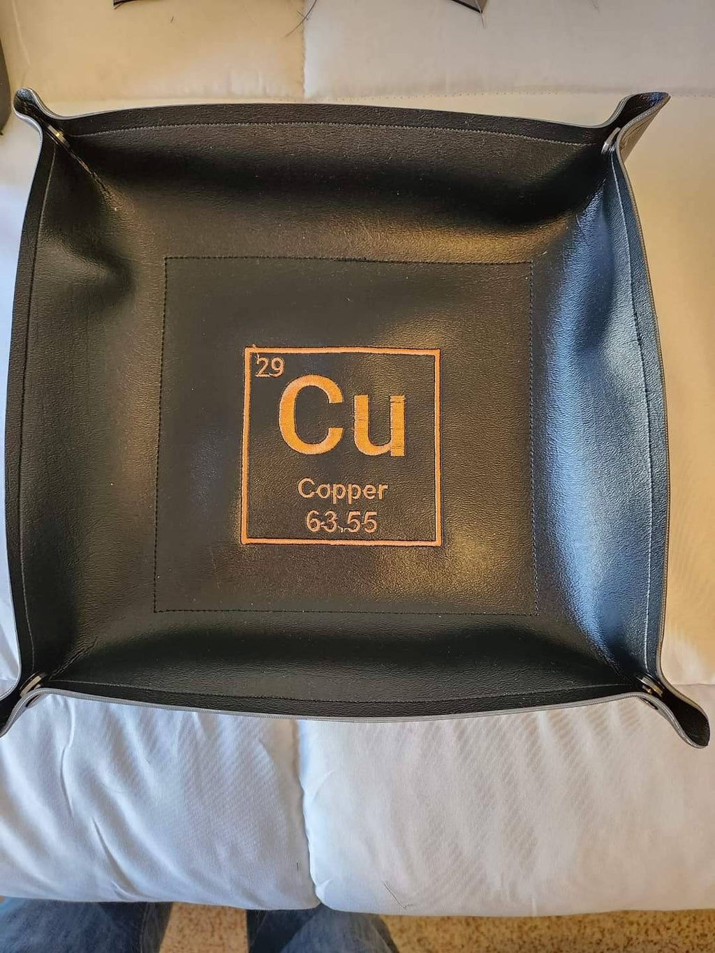 Dump tray/valet tray