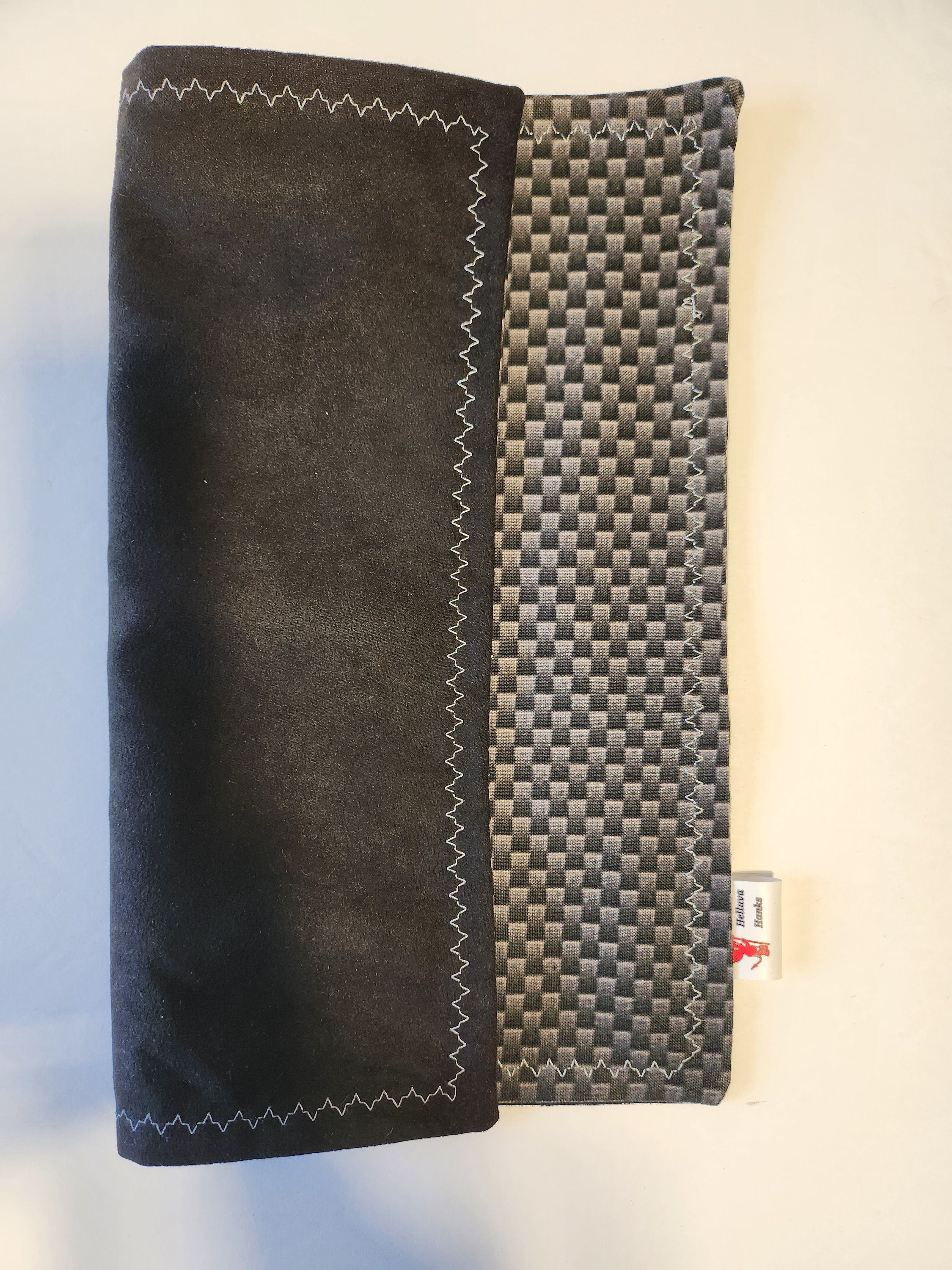 Carbon fiber print hank