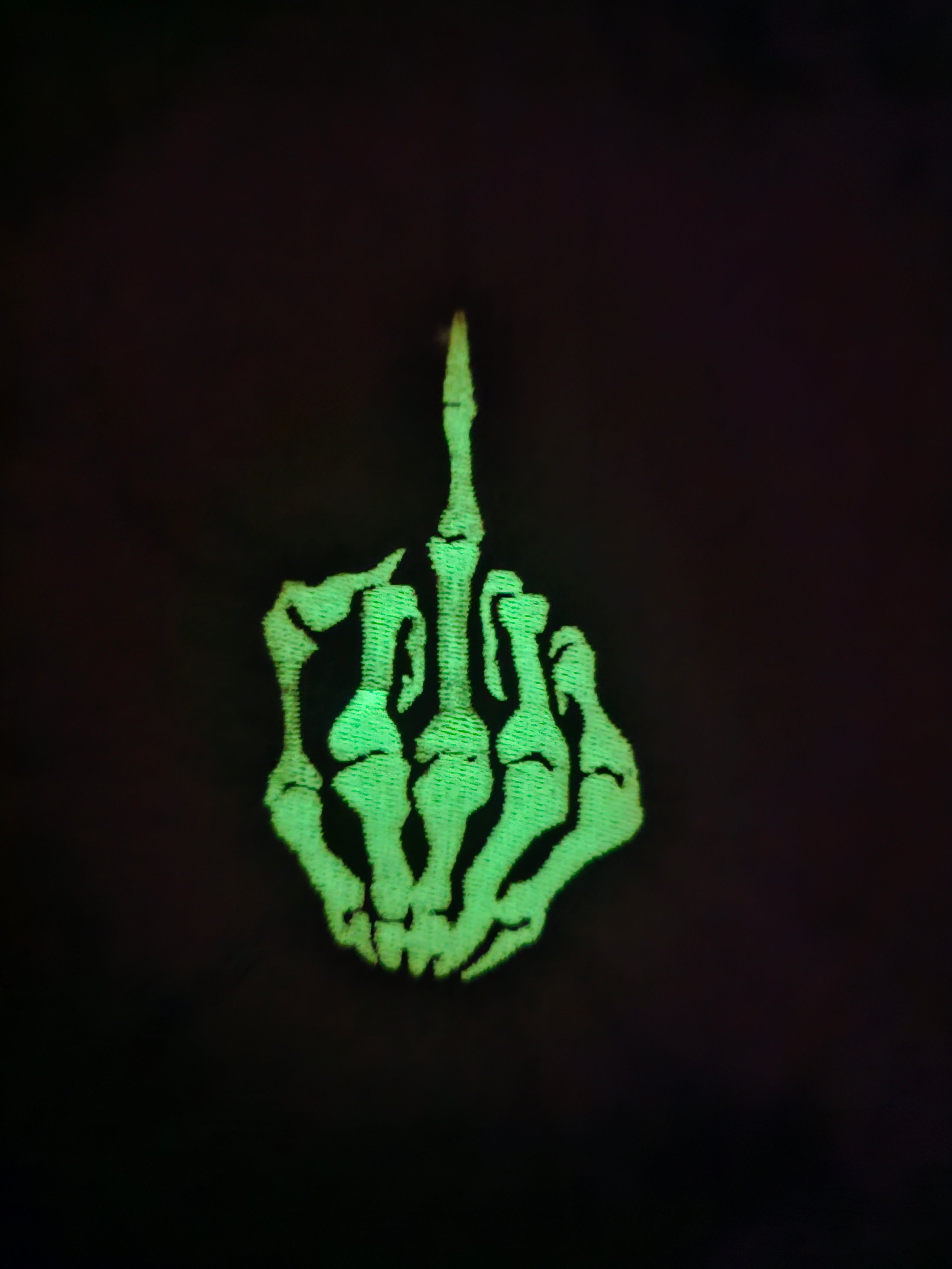Middle finger hank